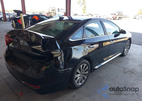 2015 Hyundai Sonata Sport z USA, uszkodzony, nr VIN 5NPE34AFXFH066851